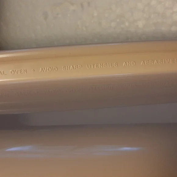 Tupperware Microwave Baking Pan 12" - Picture 6 of 6